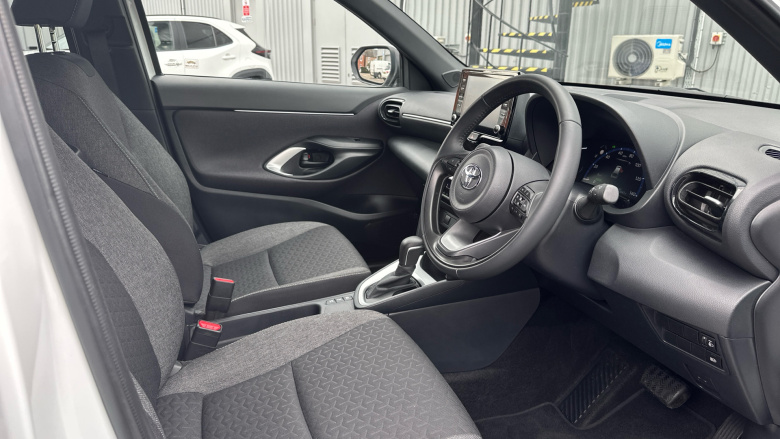 Toyota Yaris Cross 1.5 Hybrid Design 5dr CVT Hybrid Estate